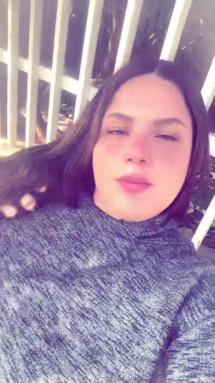 @Loiraa