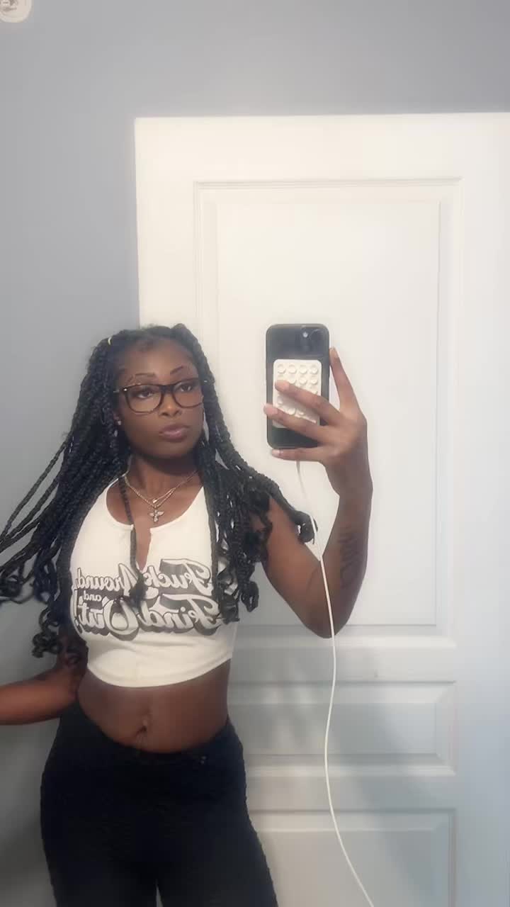 @Nayabaya👅