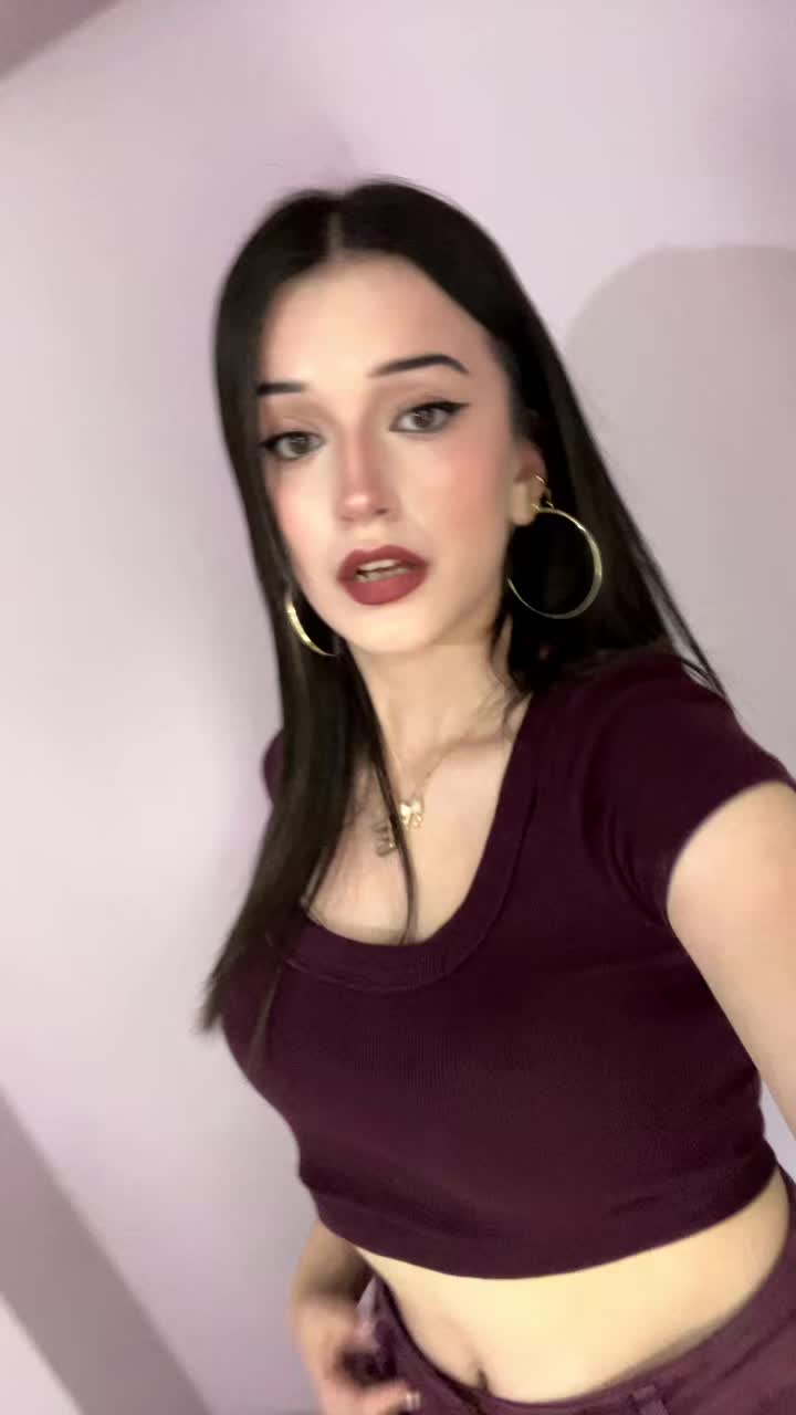 @𝕰𝖑𝖆