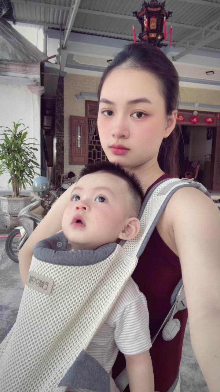 @Mẹ Em Bột ( Ngọc Abi )