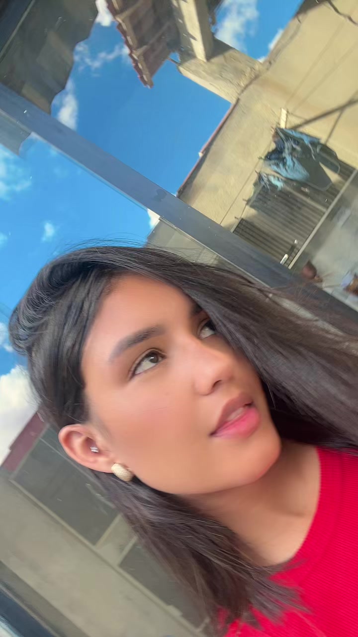 @virllamyrelleoficial