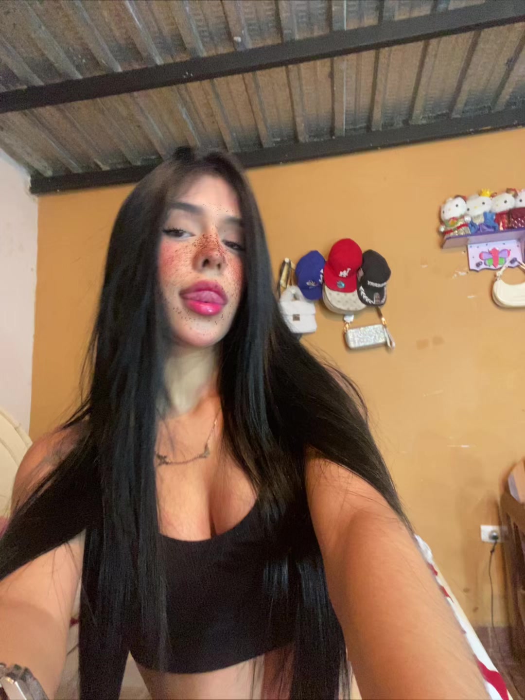 @Anyeli🫦