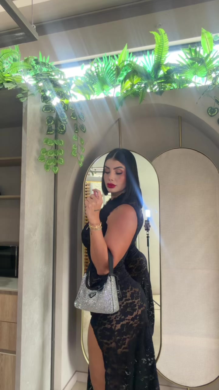 @Paola Vega