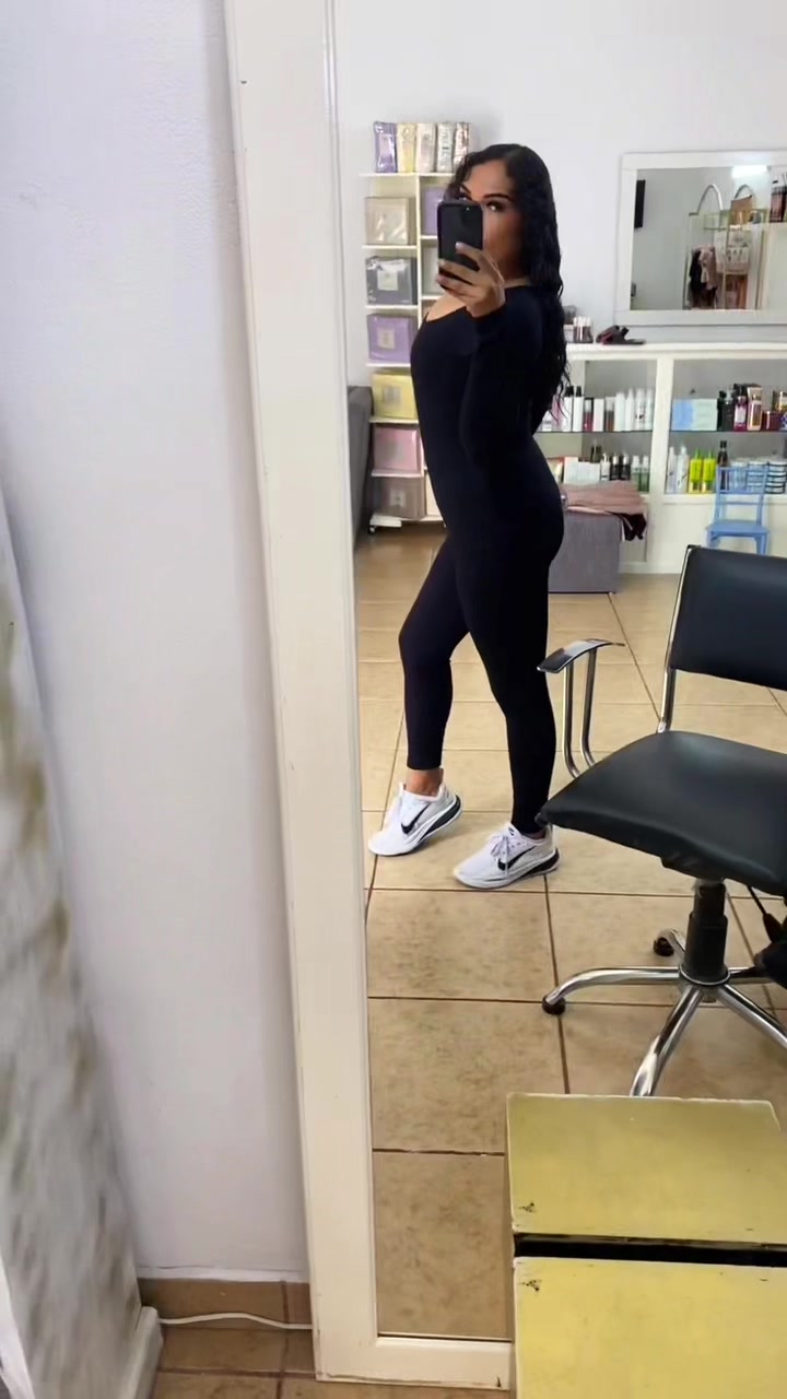 @𝘼𝙡𝙞𝙨𝙤𝙣👑