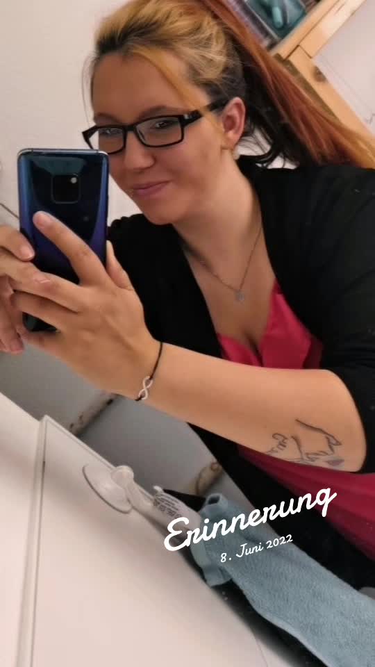@☀️Jennüüü😜👻❤️☀️