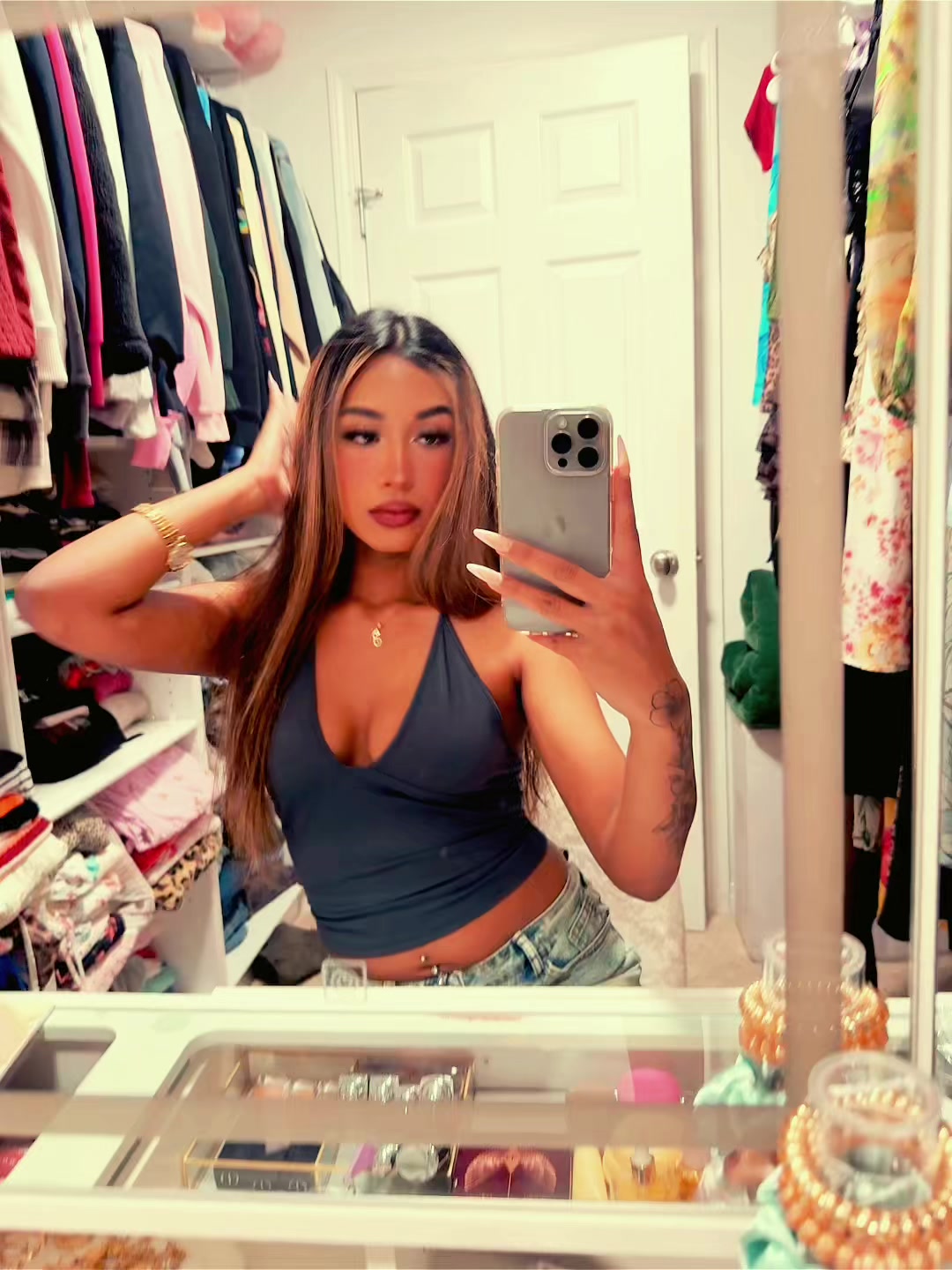 @<3