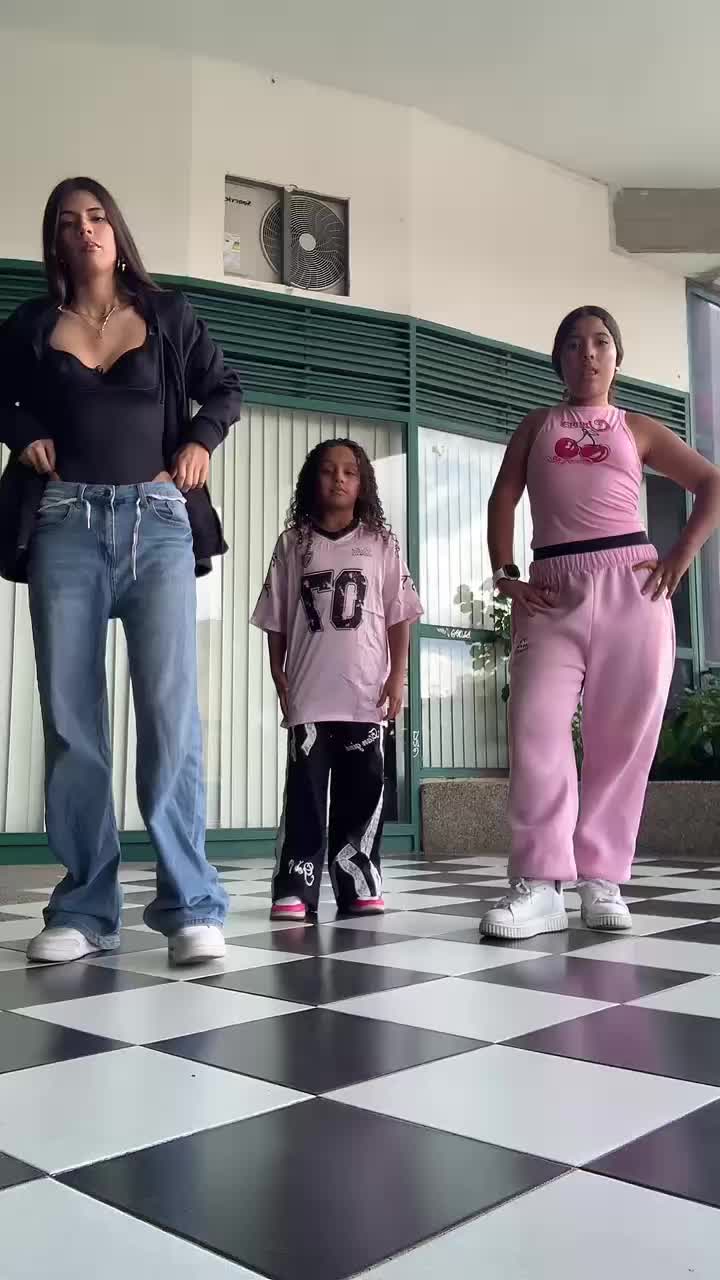 @♾️