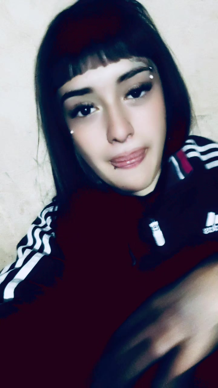 @camiCaceres