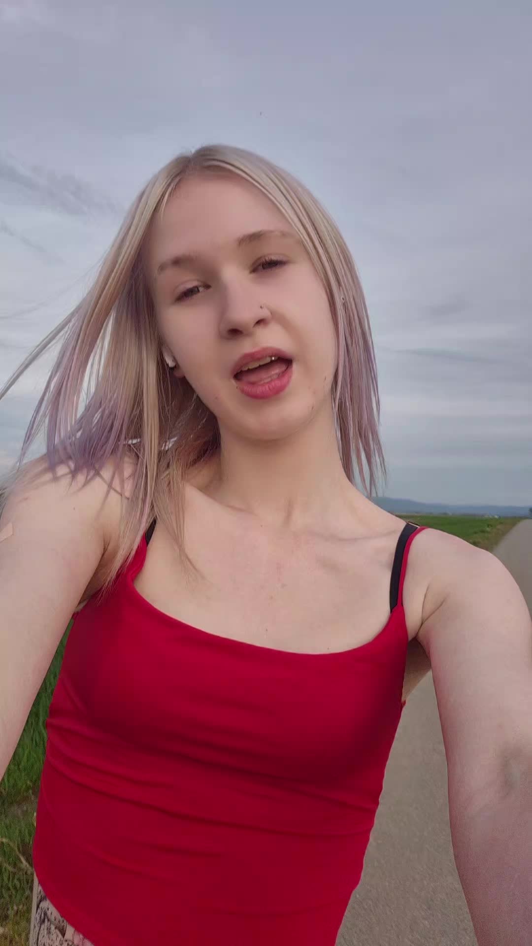 @Leni🃏