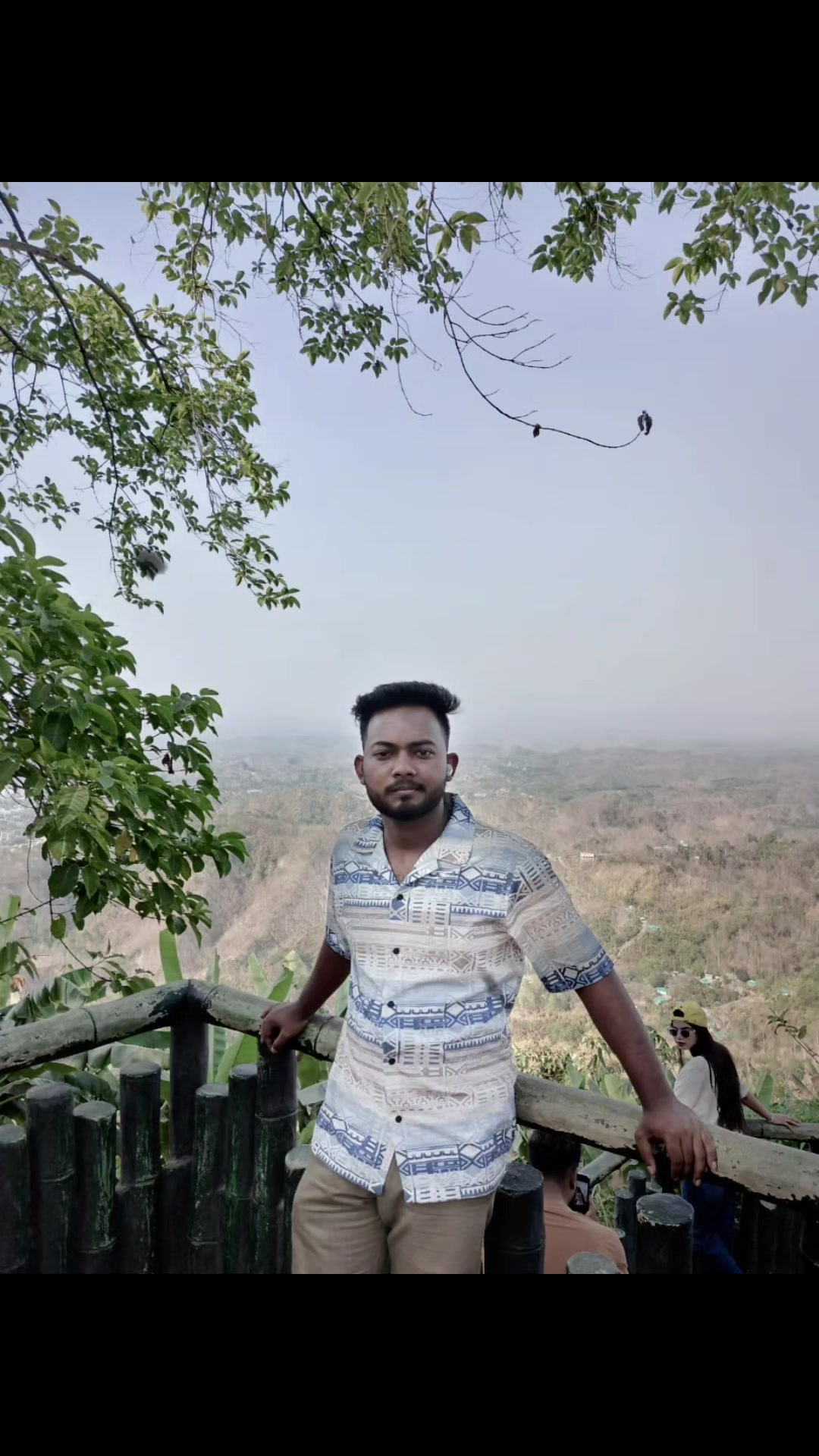 @Azizul Vibes 🌍