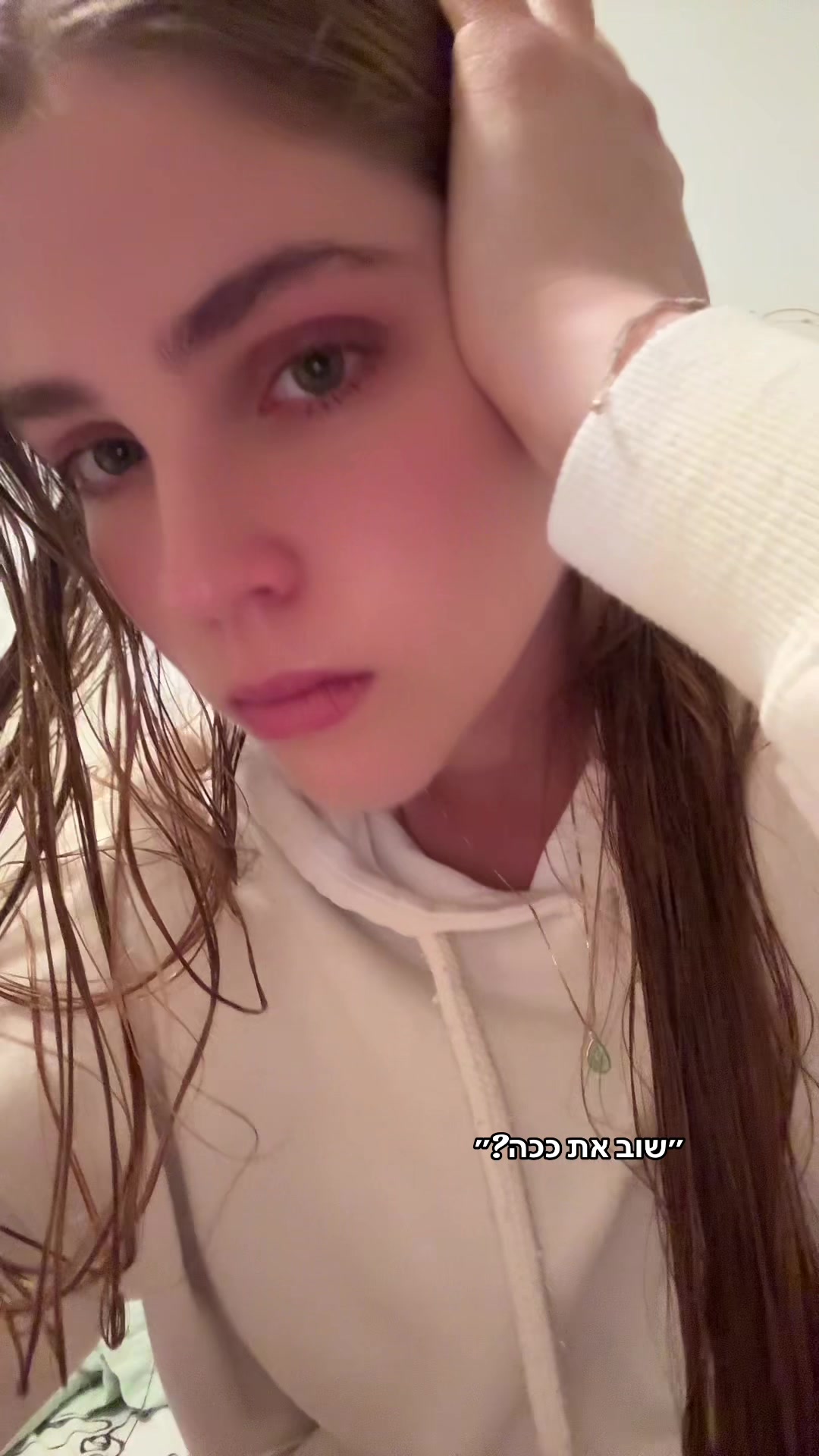 @):)