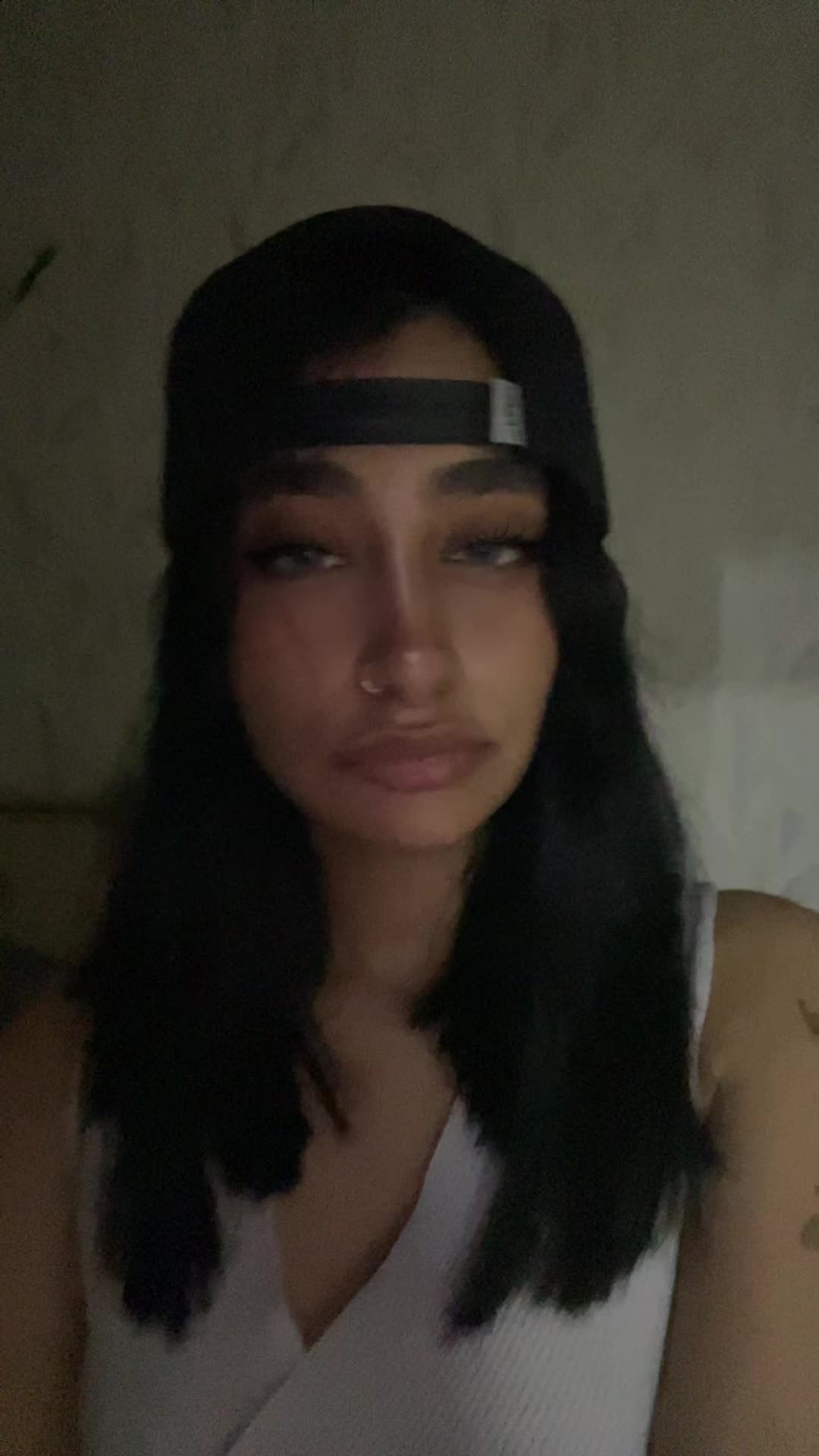 @Donyaaaa