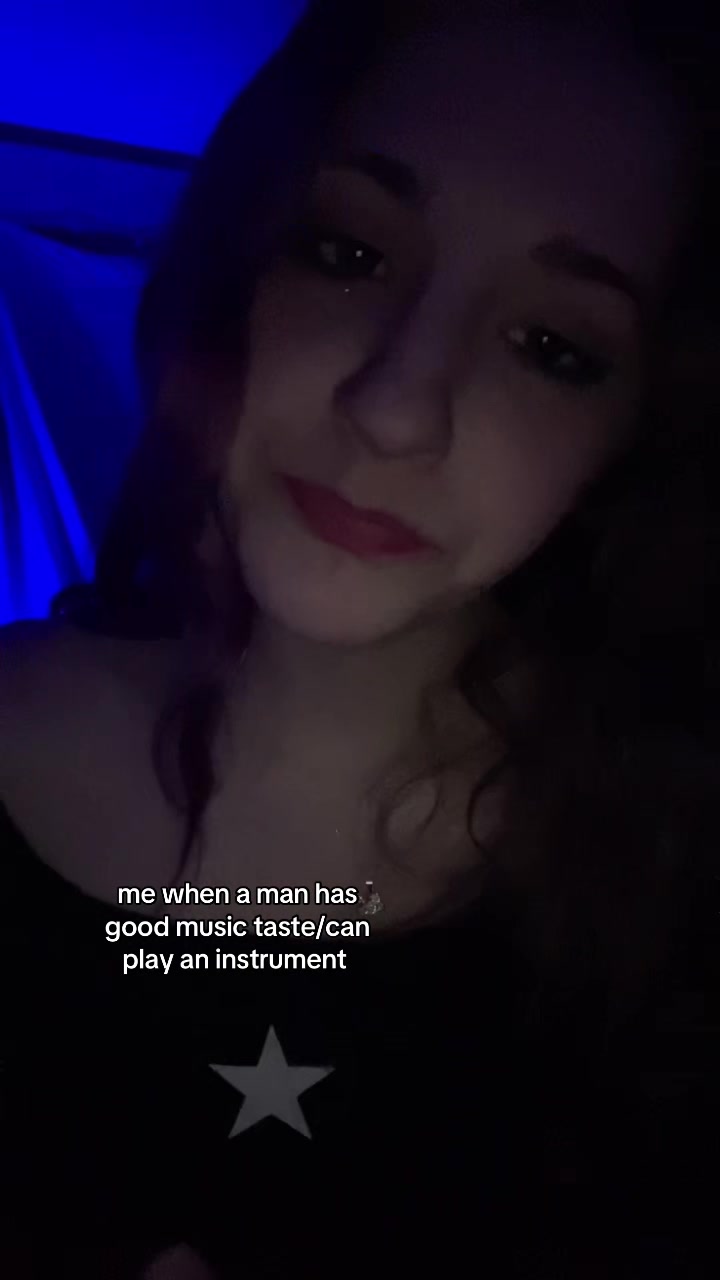 @hannah⋆˙⟡