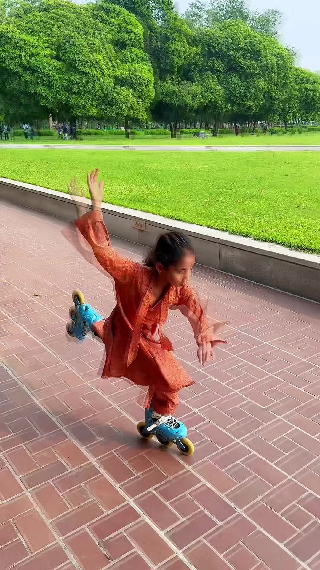 @SHARIF VAI  ⛸️✅