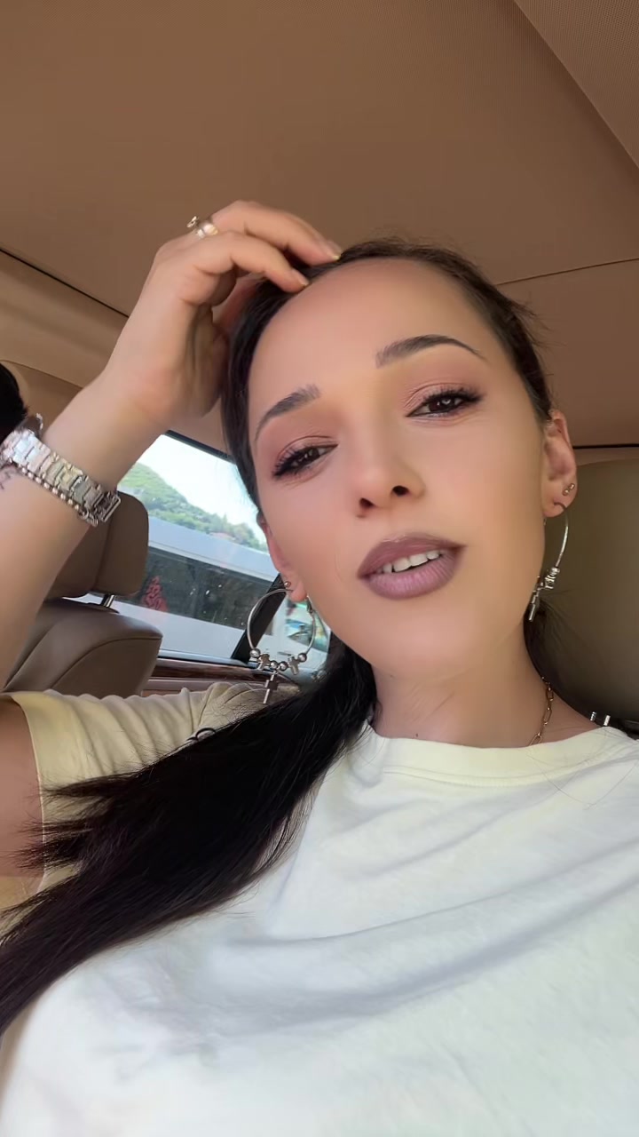 @Maria Nikolli