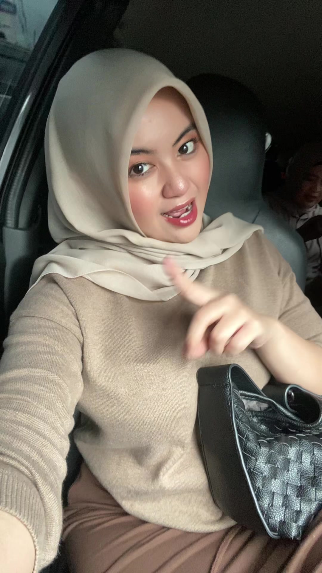@akun asli priciliaas