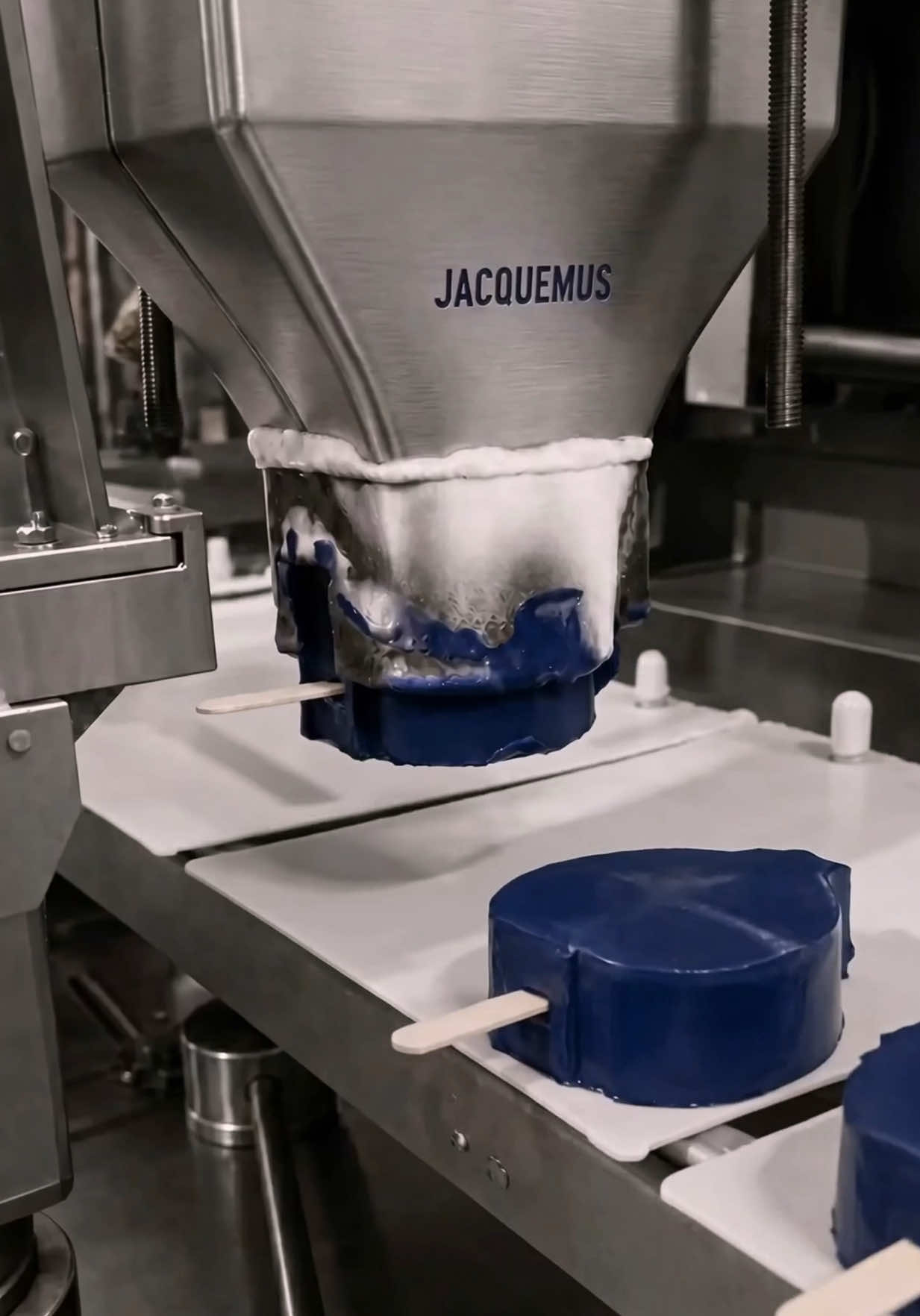 @Jacquemus