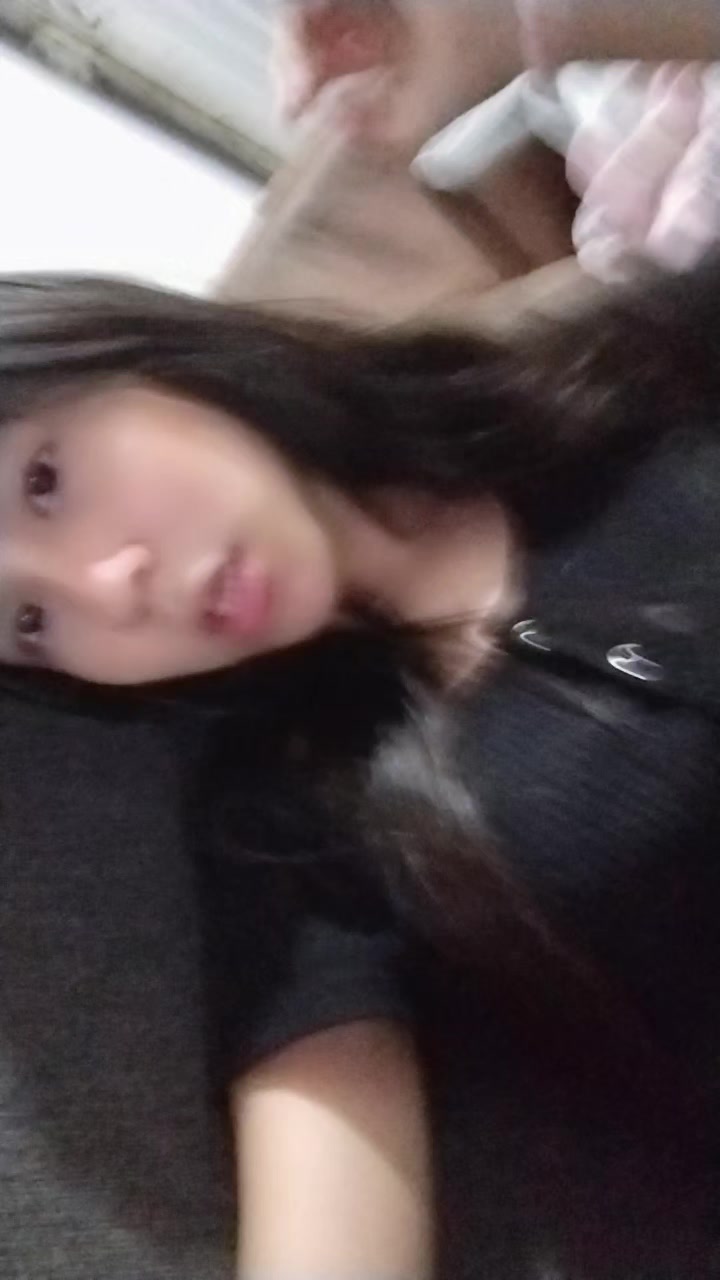 @bella valles