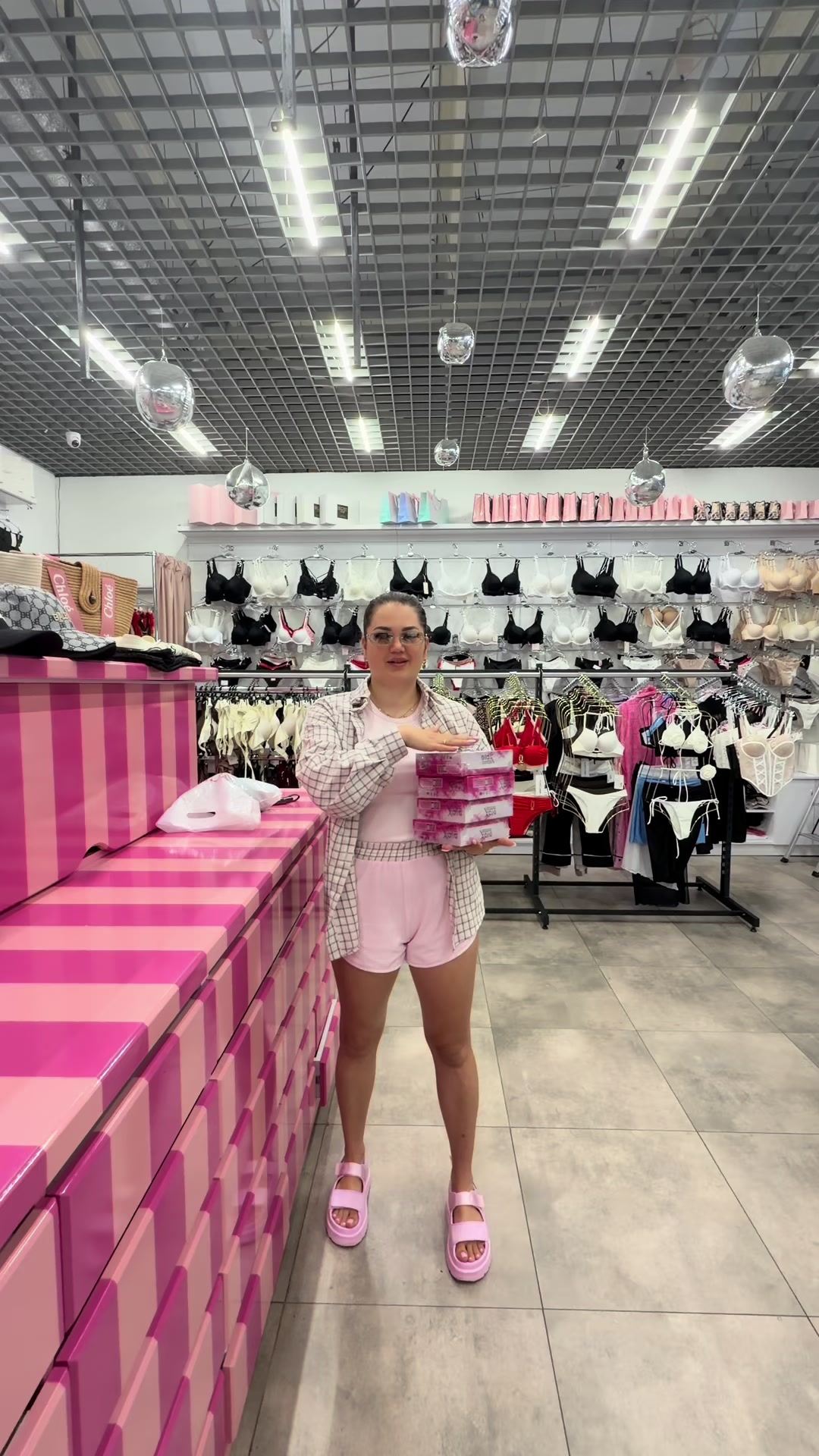 @vıkaborka