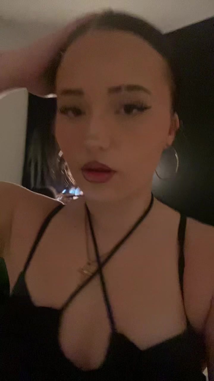 @roxanna