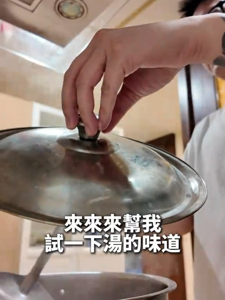 @法 務 部 矯 歪 署