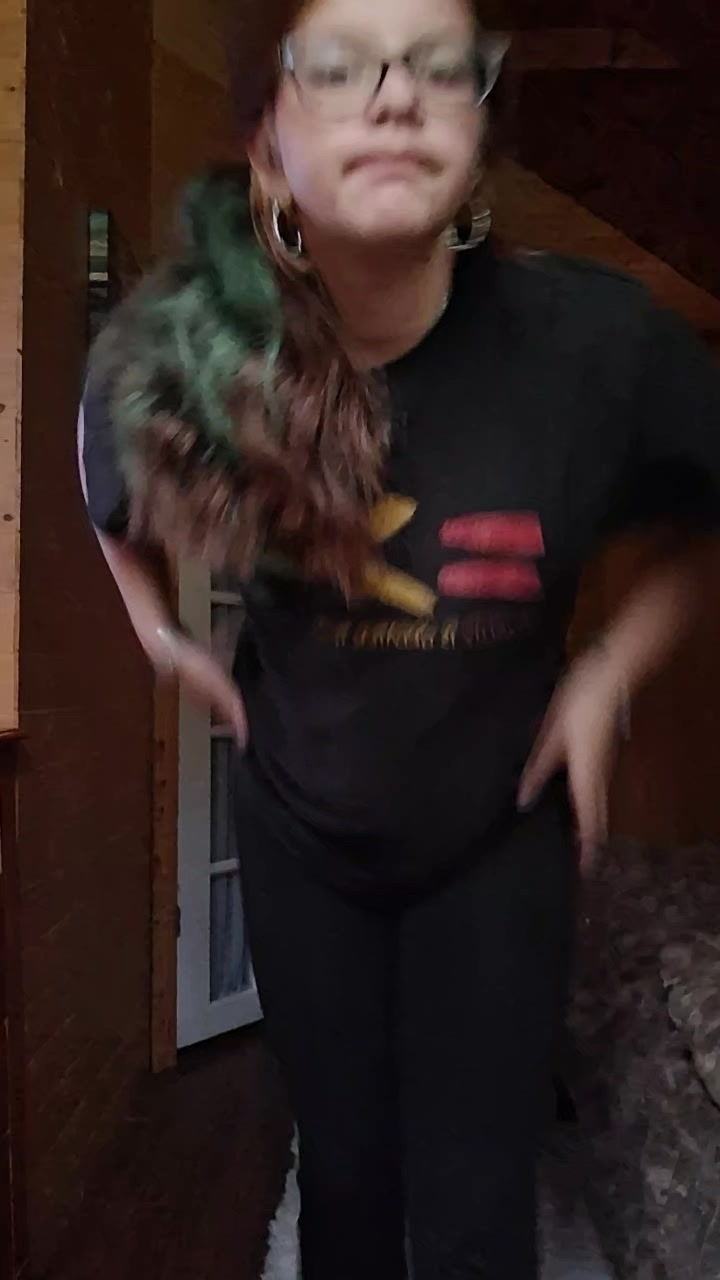 @???