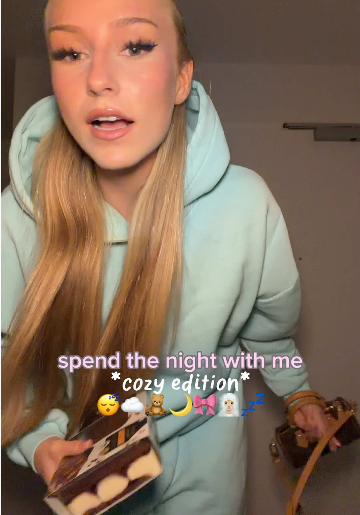 @linaaa_cs