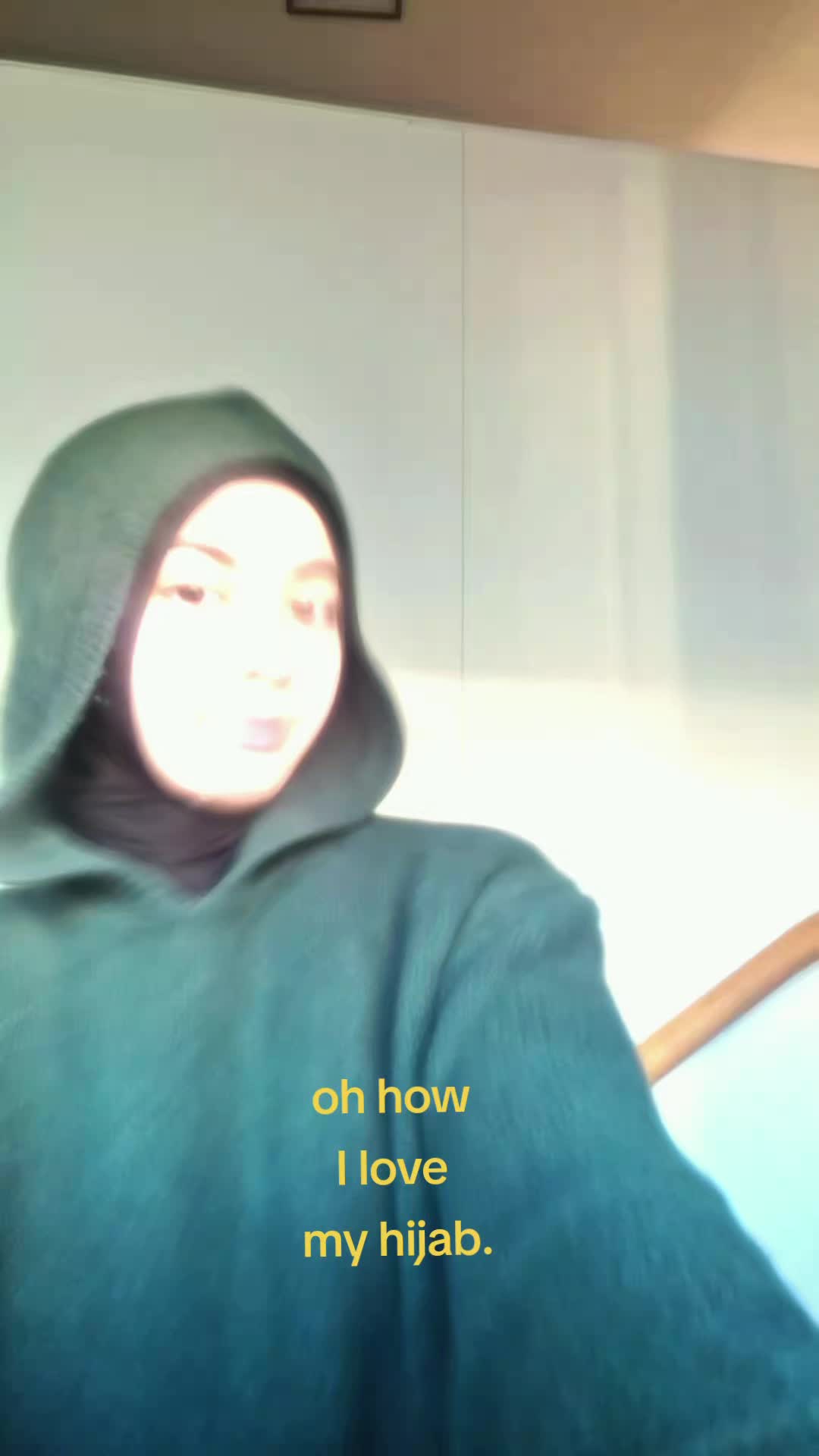 @𝓮𝓬𝓻𝓲𝓷🌸