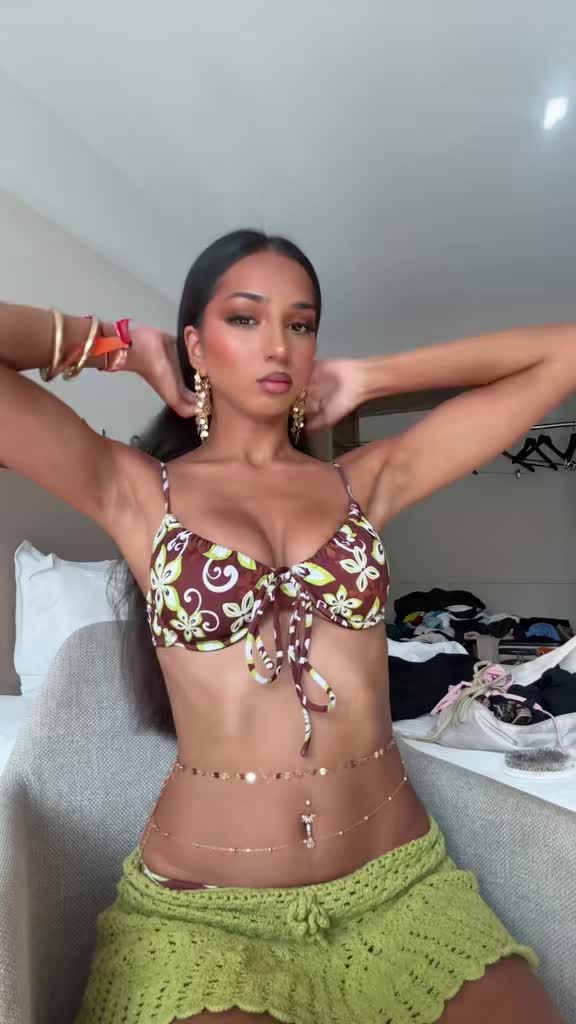 @khiarra