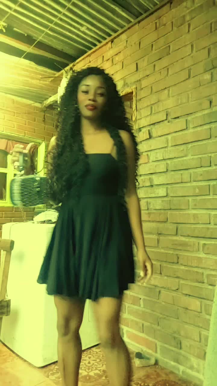 @linda piel morena