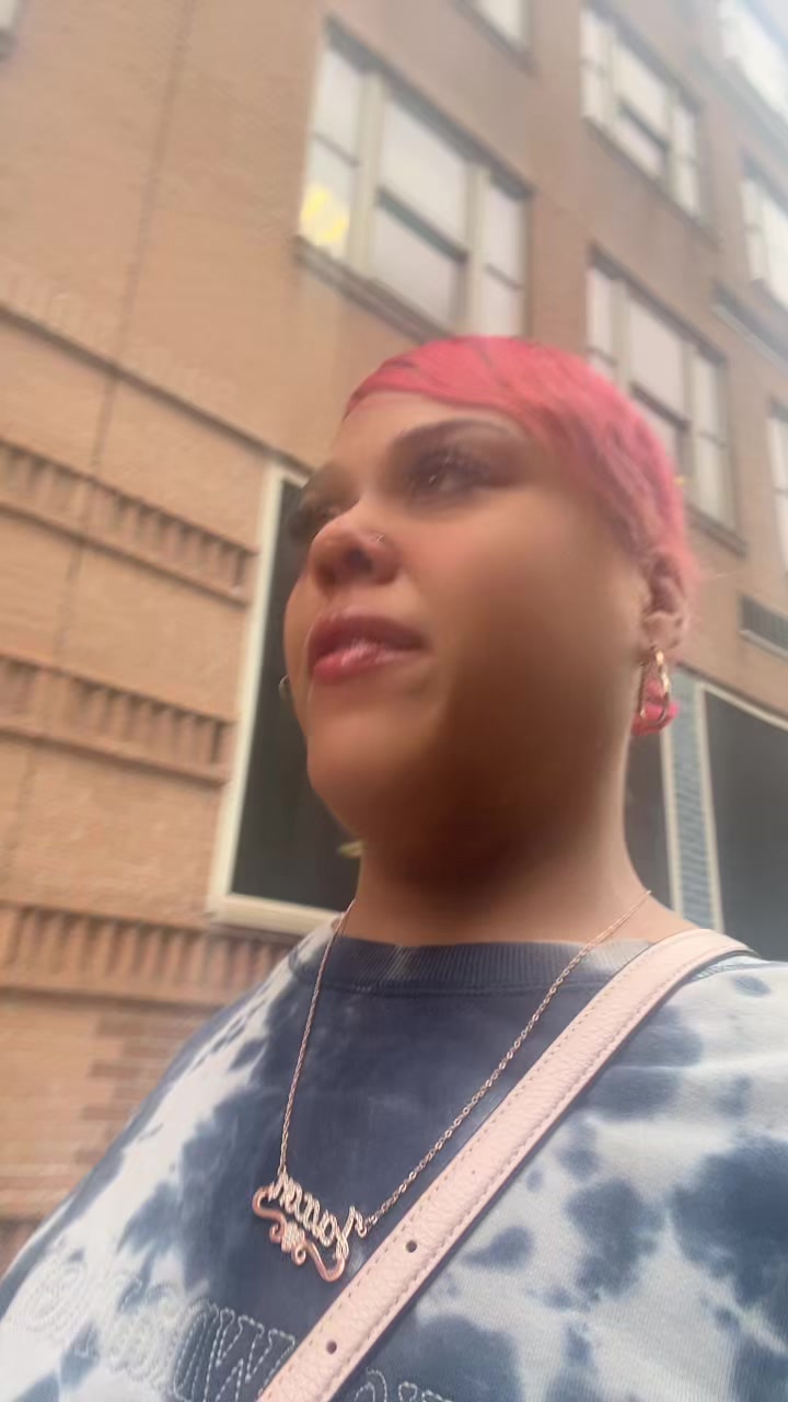 @whyshesopink