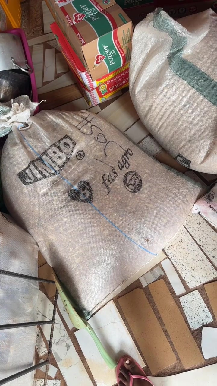 @bestfood stuff vendor in Agbor