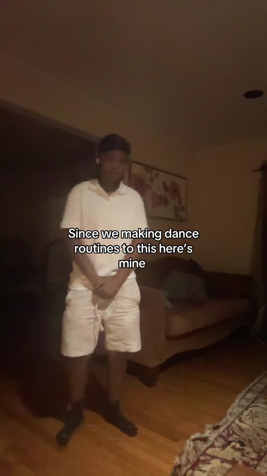 @AUNTIE