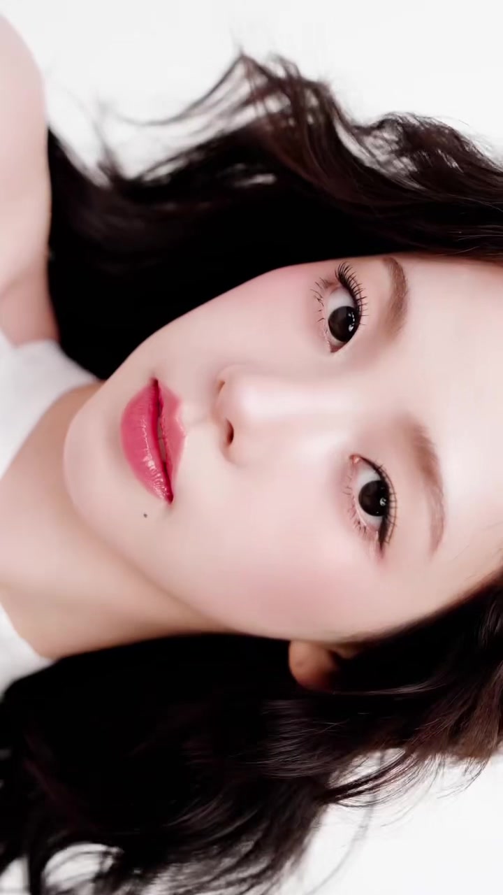 @☺︎