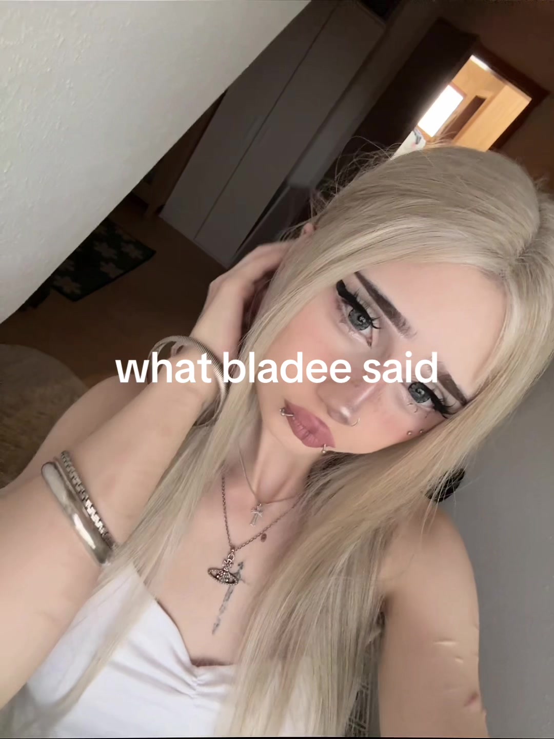 @Юлия👺🏴☠️