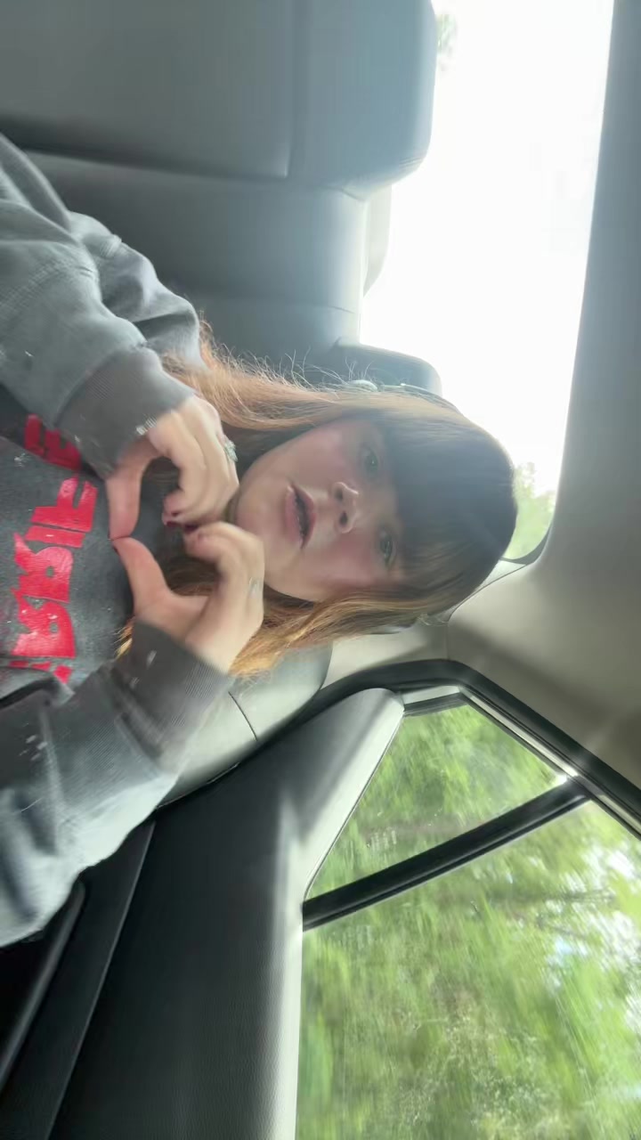 @bianca_m_budnik_21
