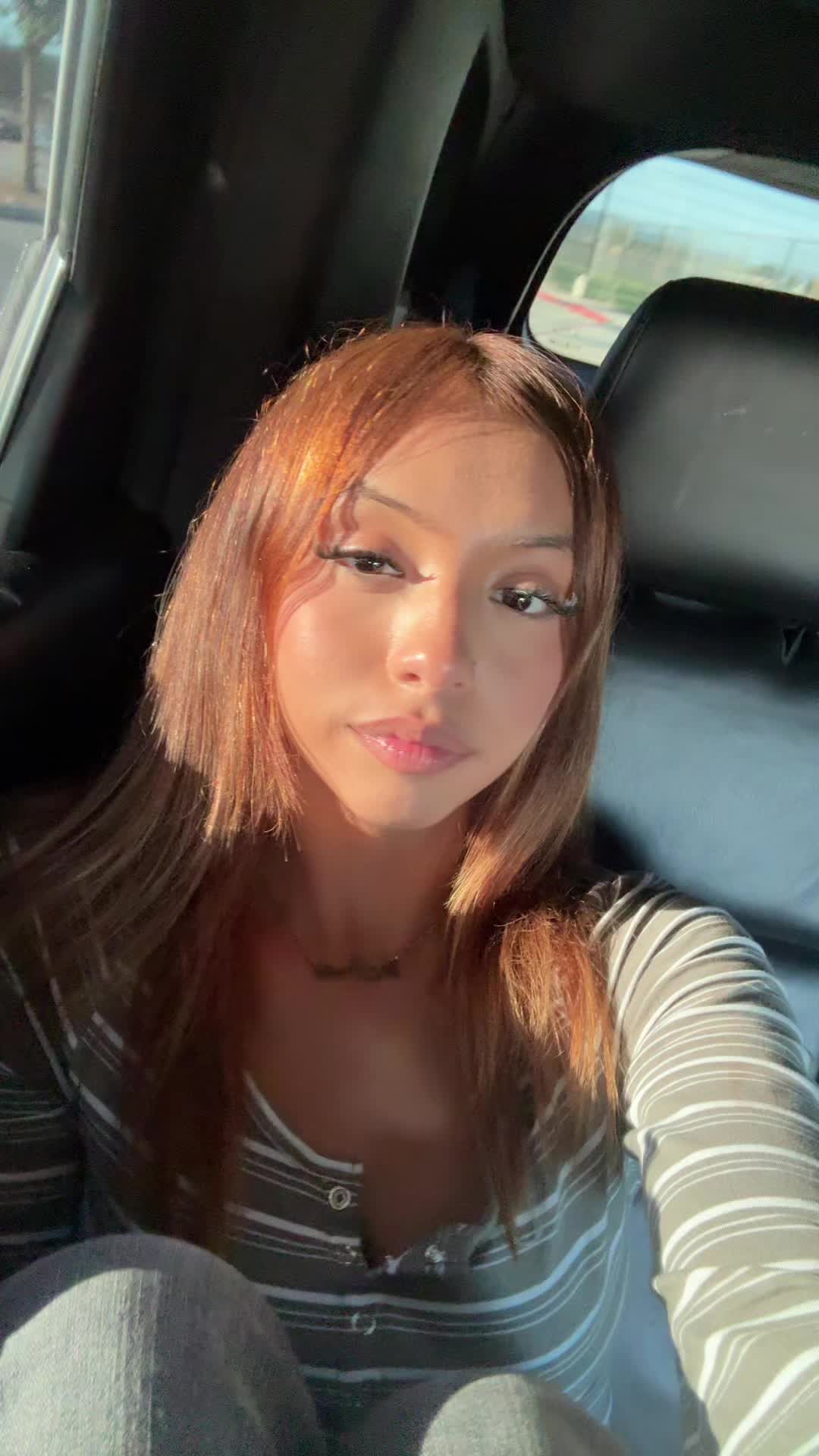 @issabella