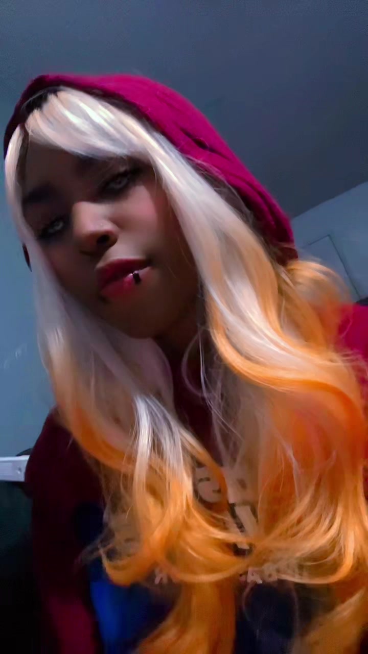 @laika.novarin