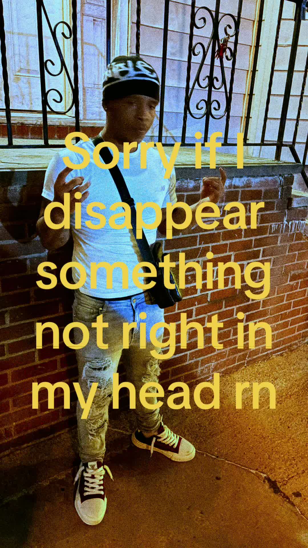 @️
