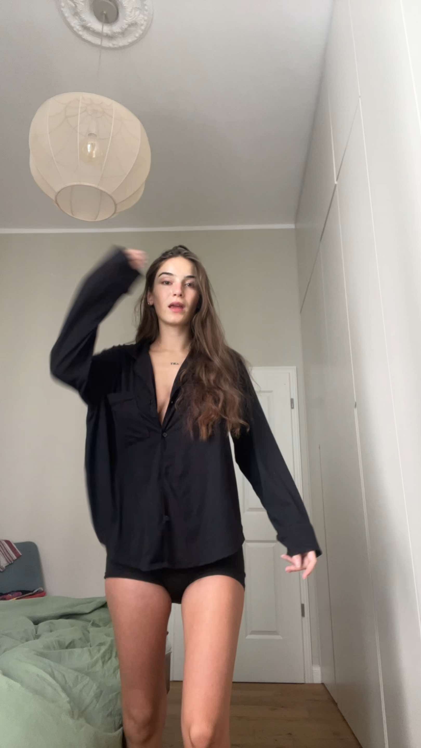 @lena ellinora 🥝