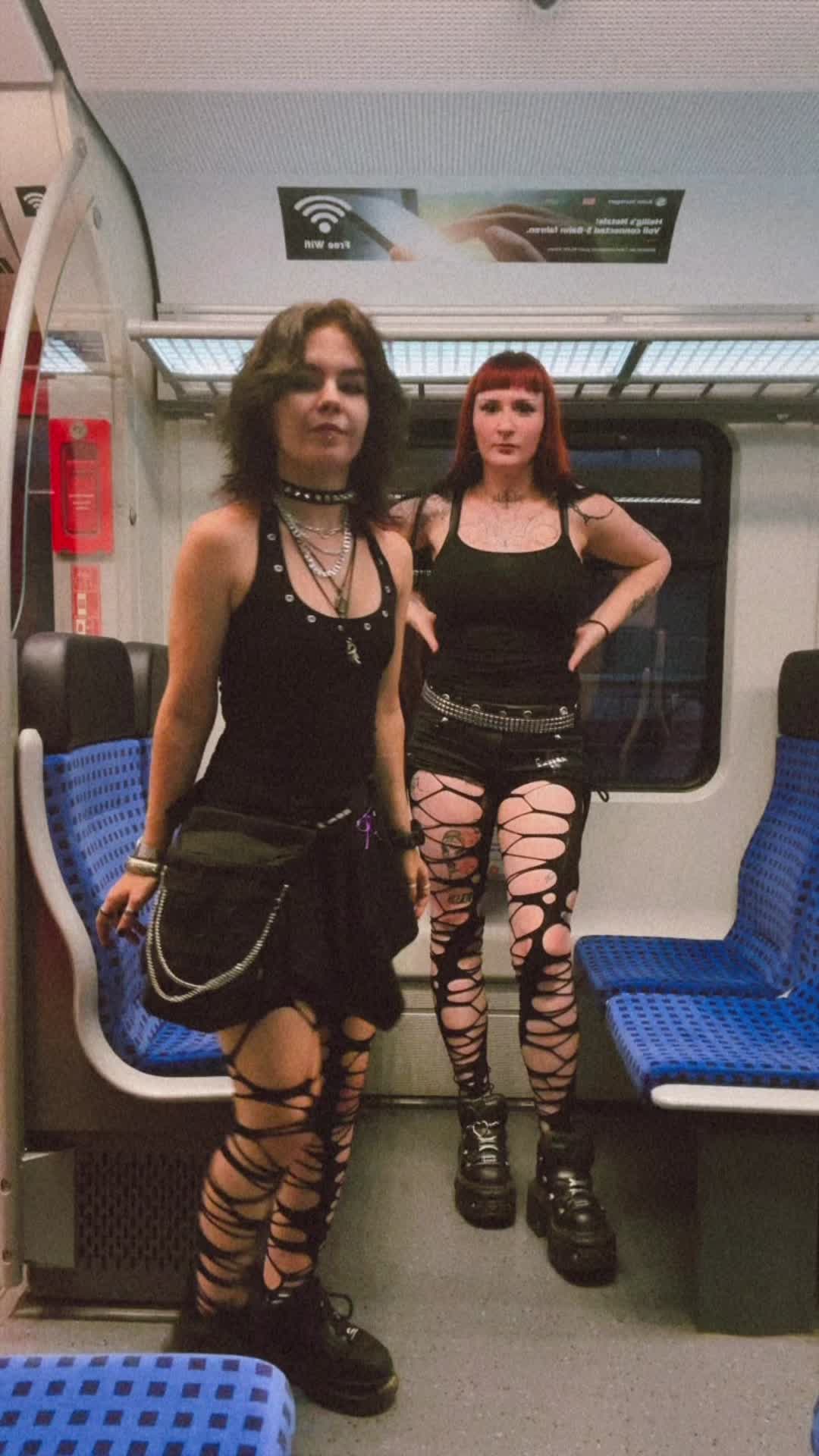 @elisavetmonica