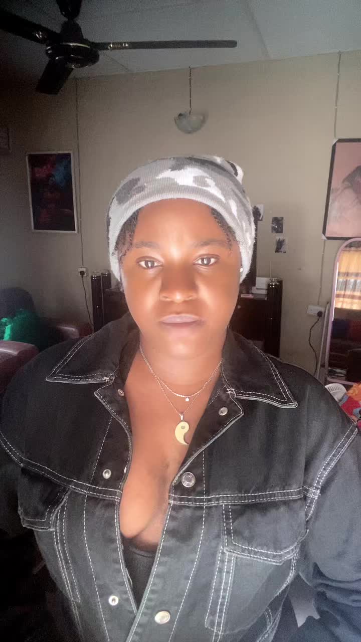@👑🦅🦂YOUR FAVORITE GIRL 🥰👑