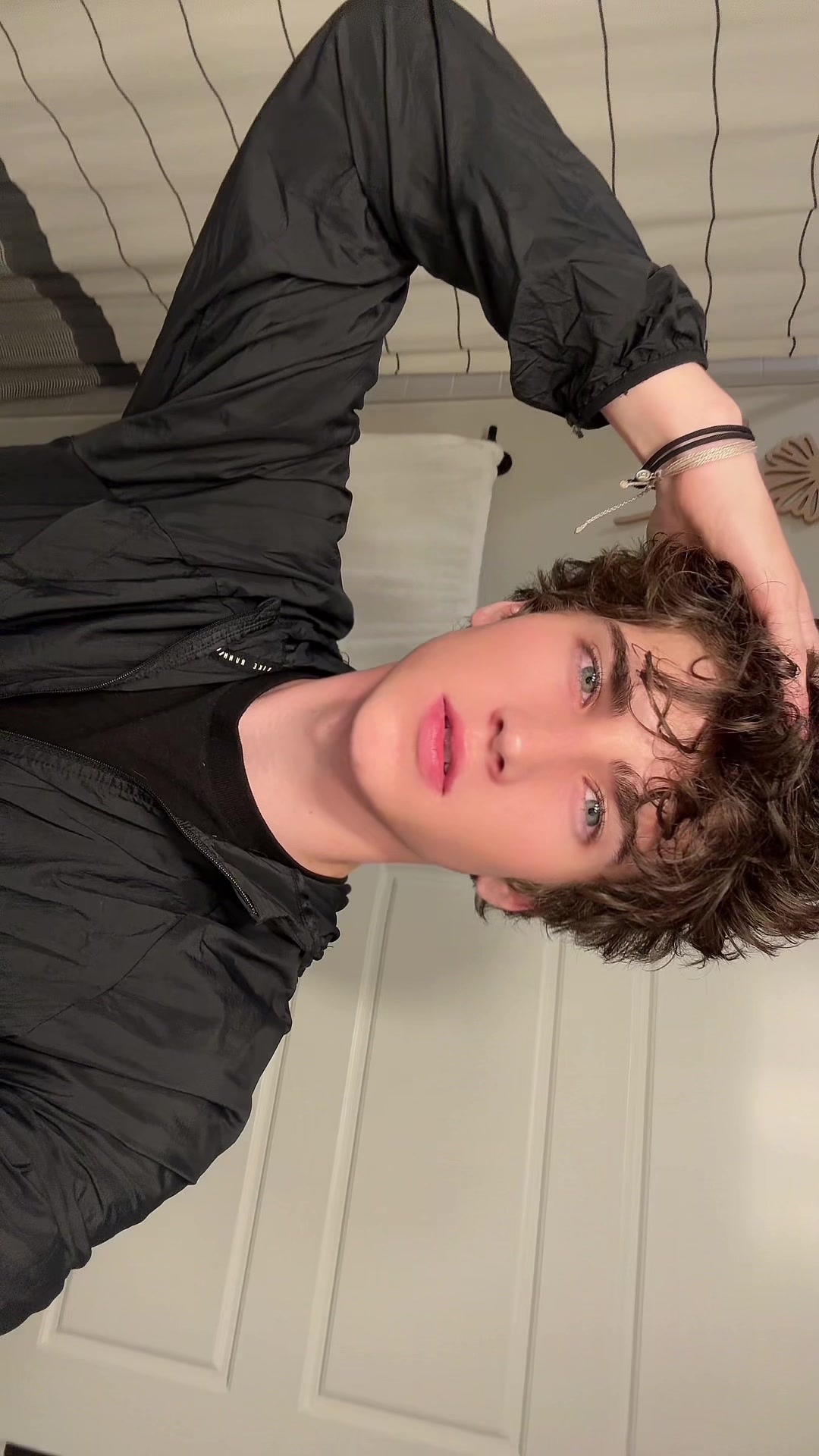 @𝘬𝘢𝘺𝘻