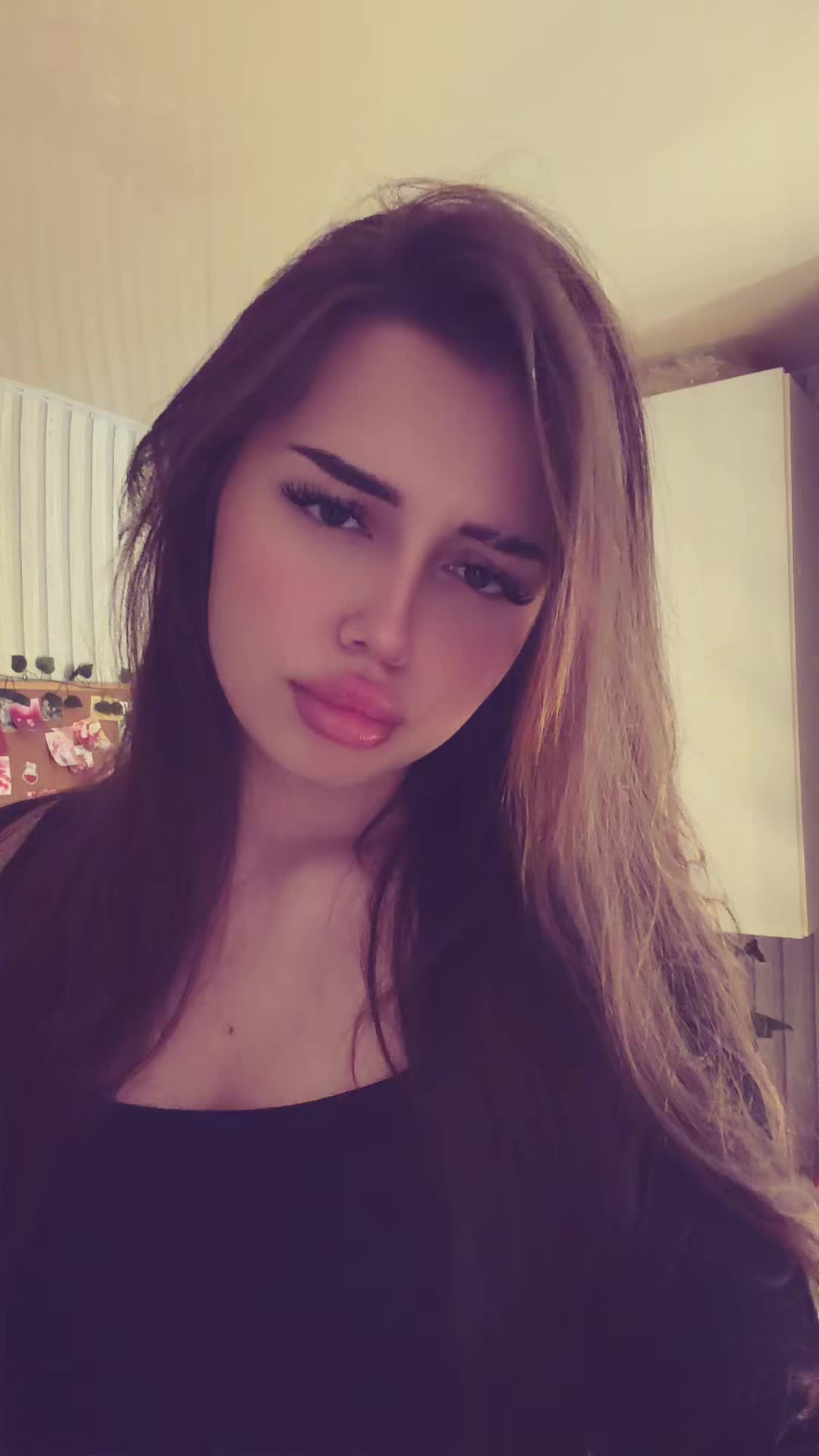 @лисова