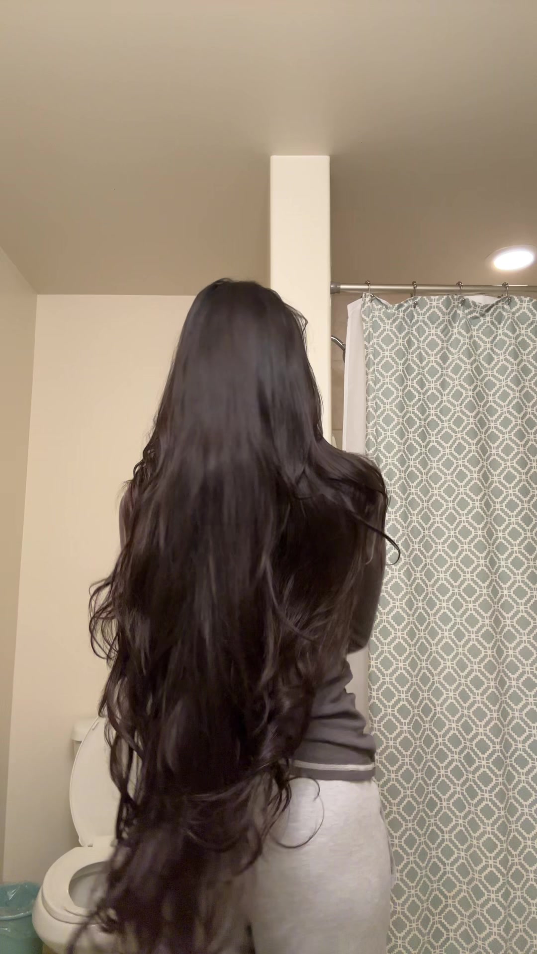 @glitterybarrf