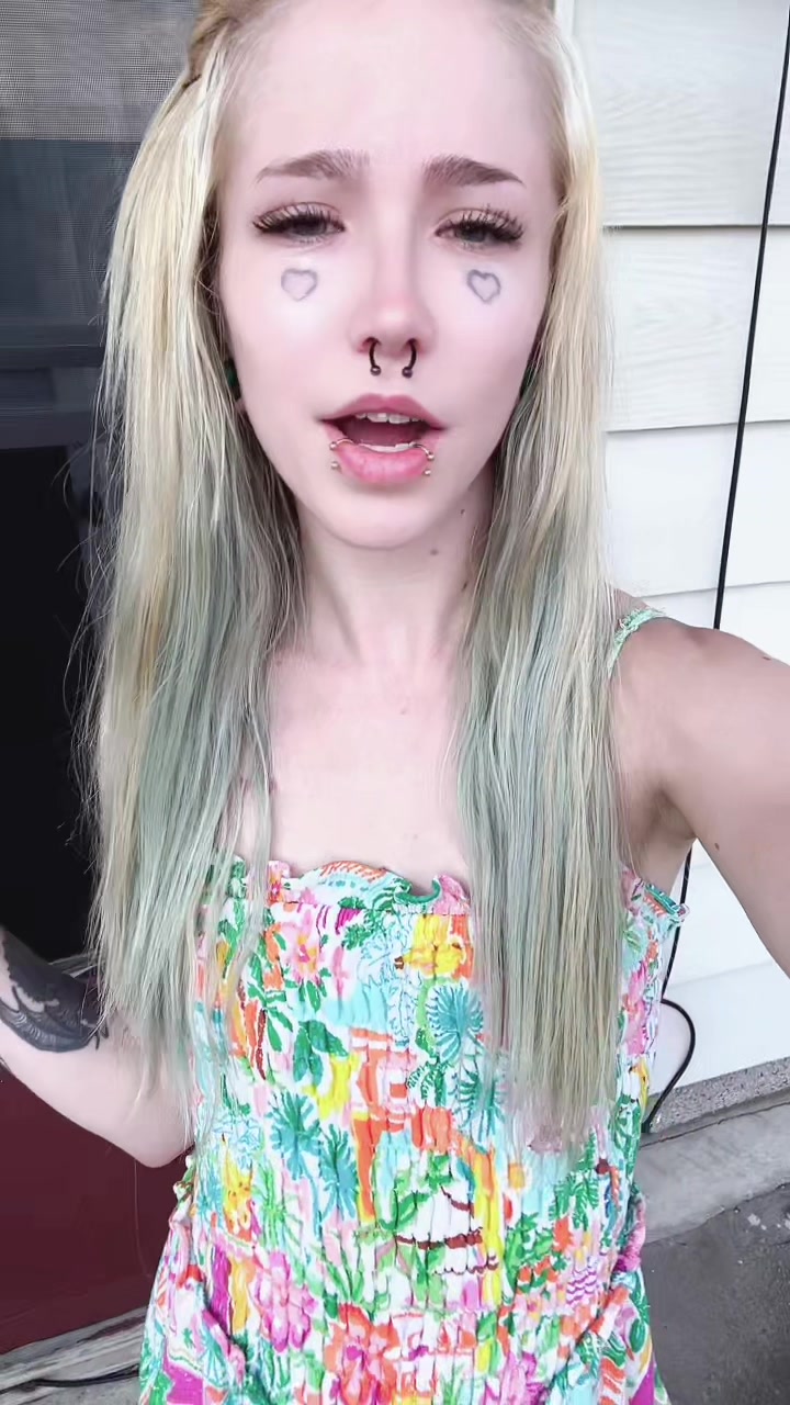 @Gothic Hippie