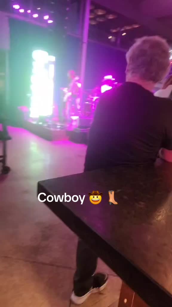@D