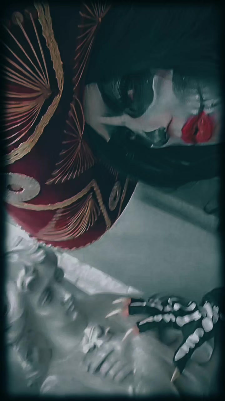 @LorettaVampzOfficial