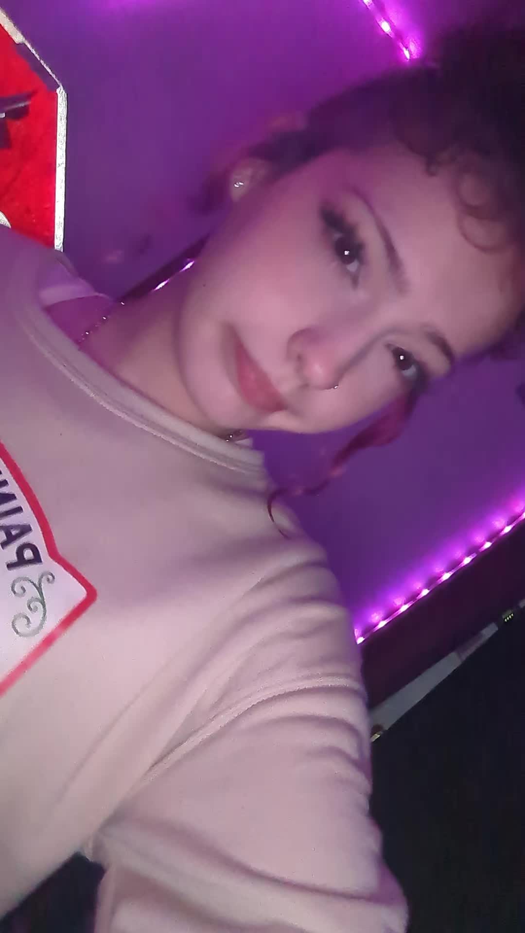 @whosthisdeva!