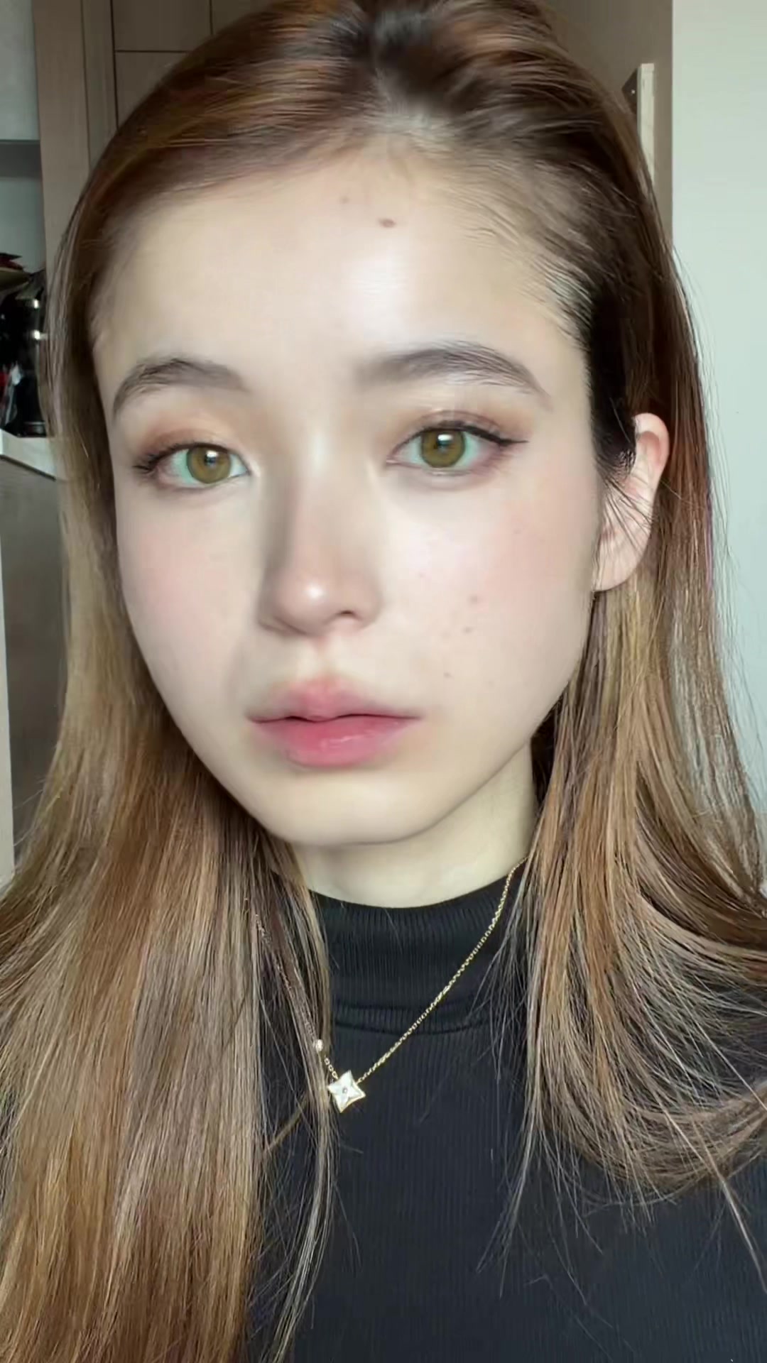 @Luna